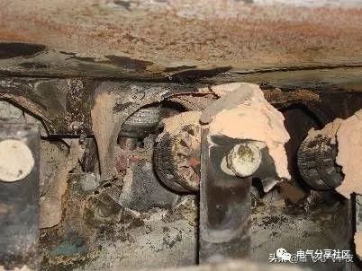 輕微開關(guān)柜故障會(huì)造成重大損失，請注意高壓電工